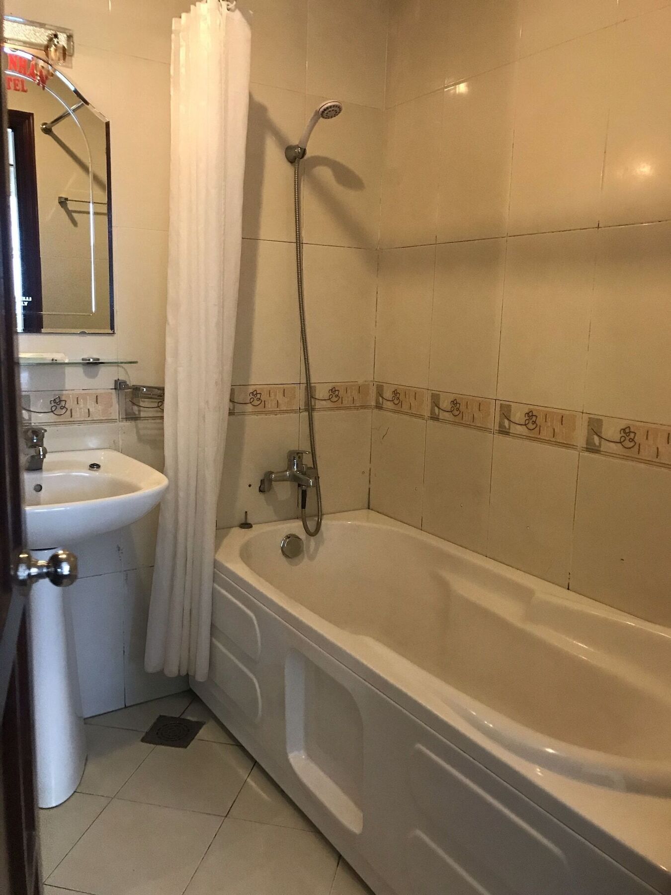 Ava Saigon Hotel Хошимин Экстерьер фото
